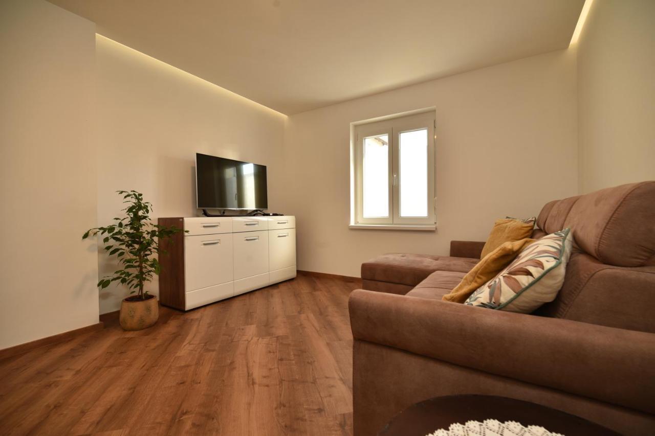 Apartament Sedami Maribor Zewnętrze zdjęcie